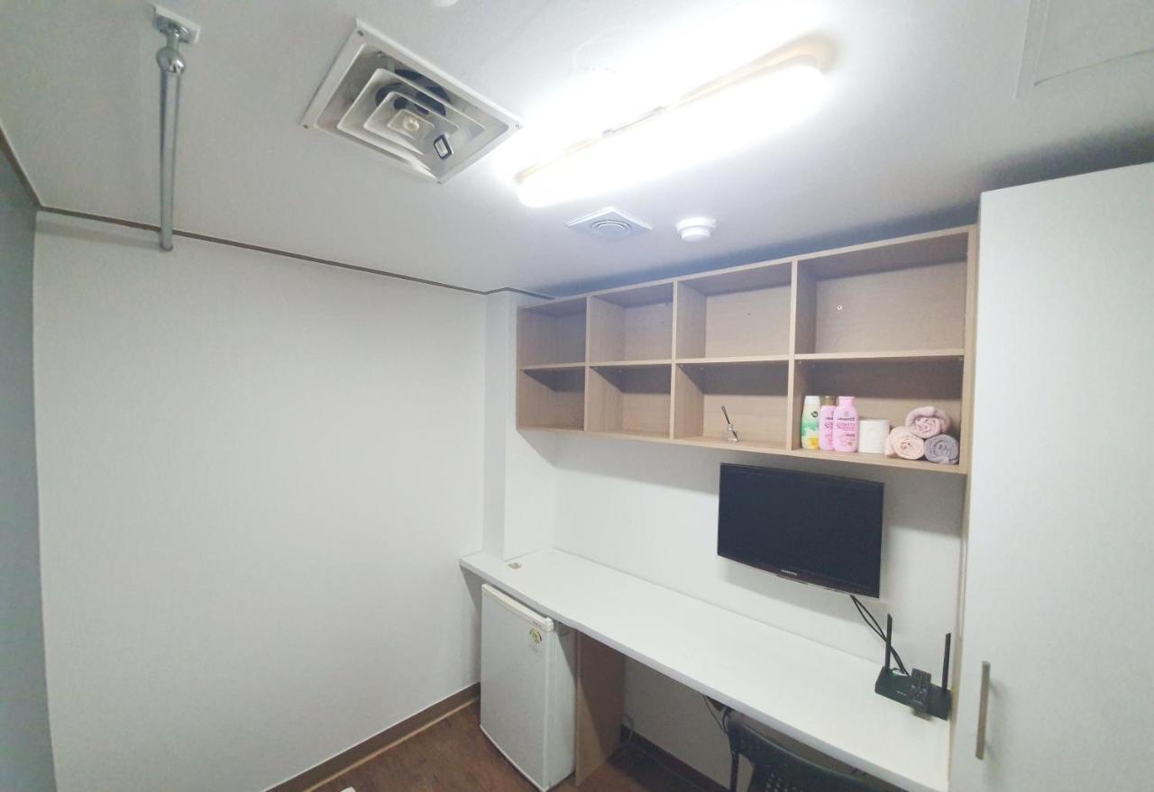 Wisma tamu Apgujeong